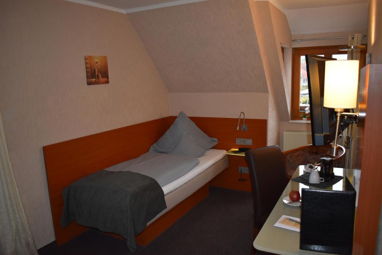 Hotel Neue Stuben Wolfsburg Zewnętrze zdjęcie