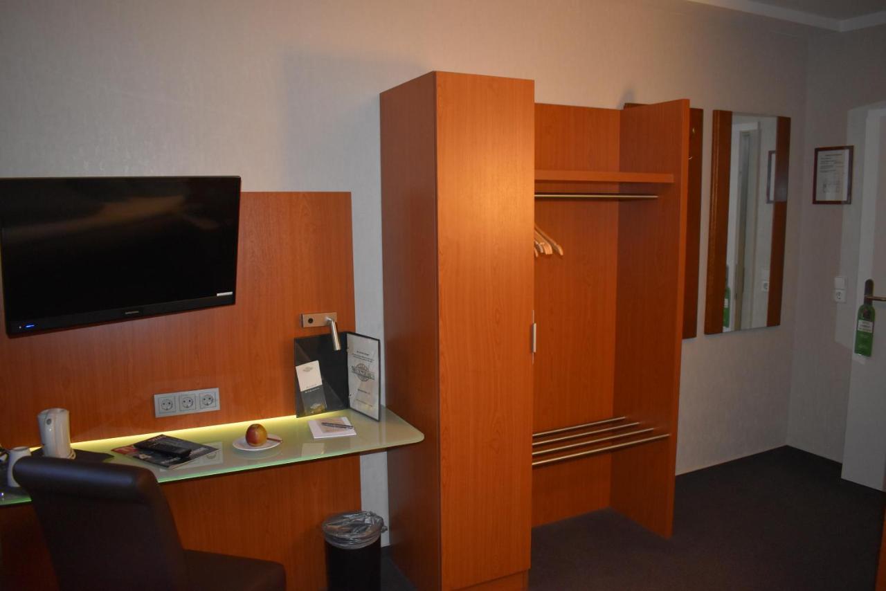 Hotel Neue Stuben Wolfsburg Zewnętrze zdjęcie